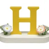 Buchstabe H, mit Blumen