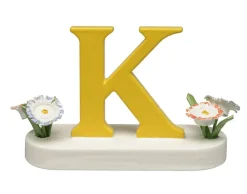 Buchstabe K, mit Blumen