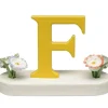Buchstabe F, mit Blumen