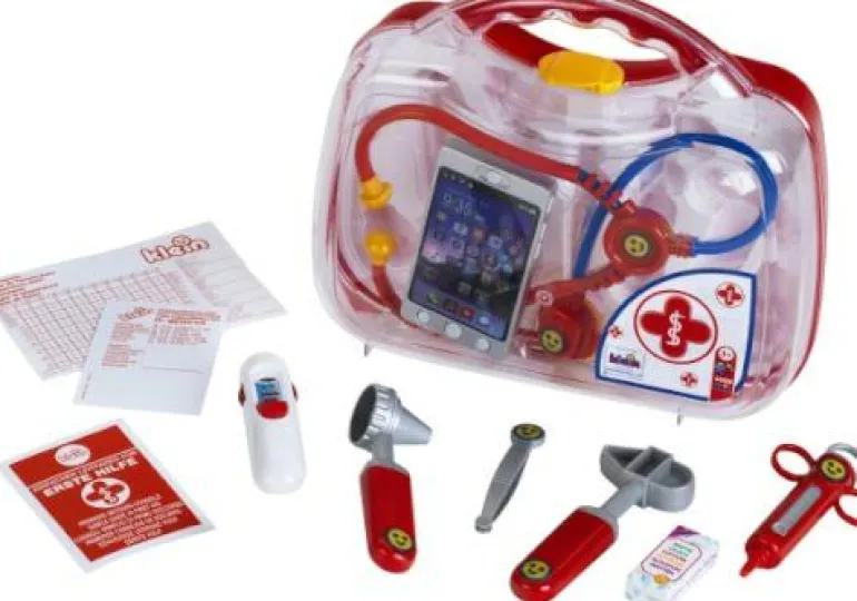Doktorkoffer mit.ektrischem Smartphone