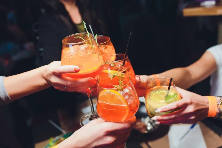 4erTumbler After-work drink +4xTrinkhalm +Büste