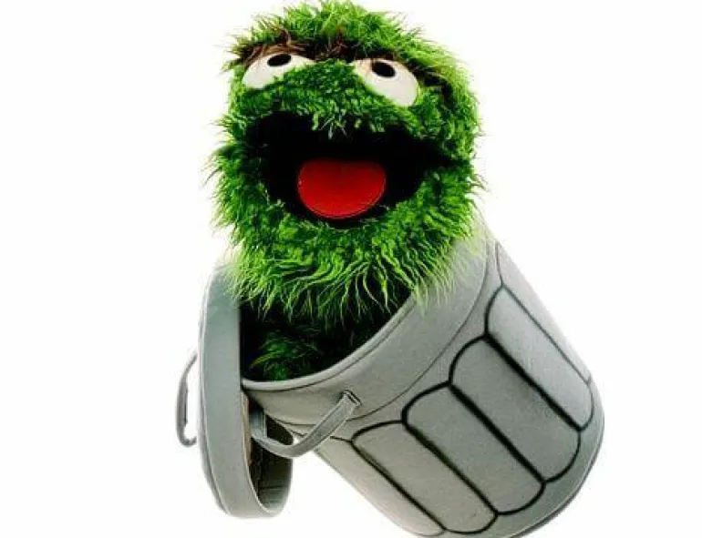 Handpuppe Oskar in der Tonne 65cm