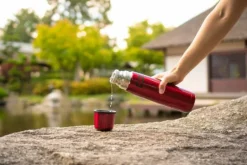 Isolierflasche Cranberry red pol 0,75L