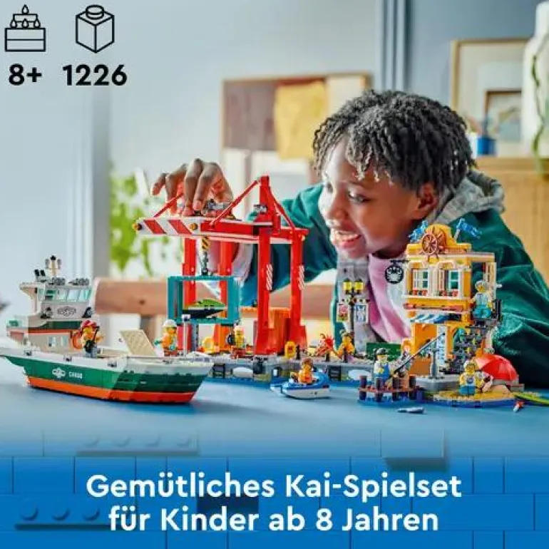 LEGO® City Hafen mit Frachtschiff 60422