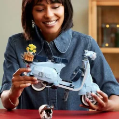 LEGO® Creator Expert Vespa® 10298