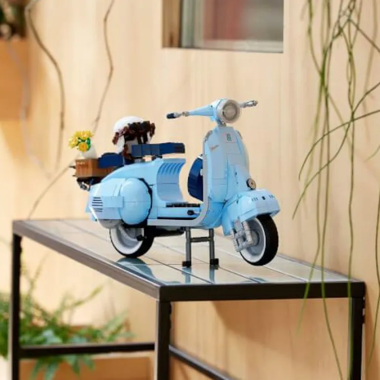 LEGO® Creator Expert Vespa® 10298