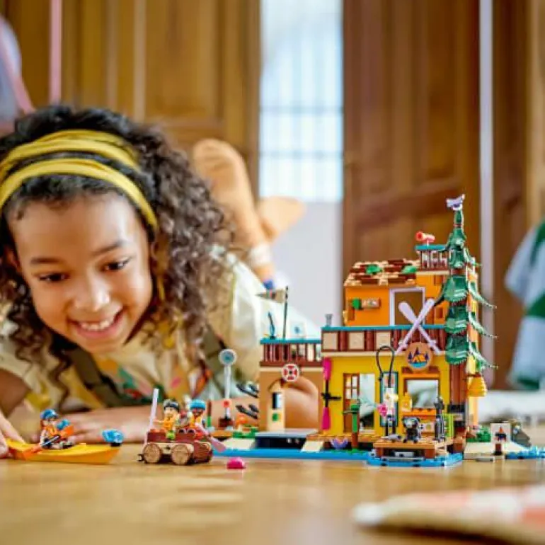 LEGO® Friends Abenteuercamp mit Kayak 42626
