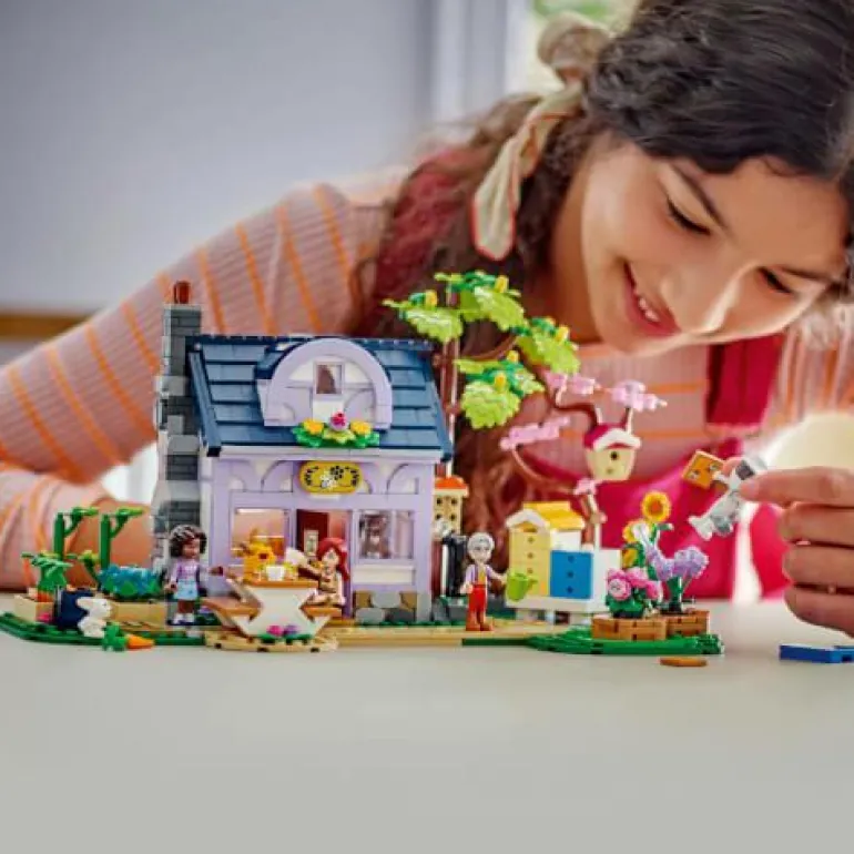 LEGO® Friends Haus und Blumengarten der Imker 4266
