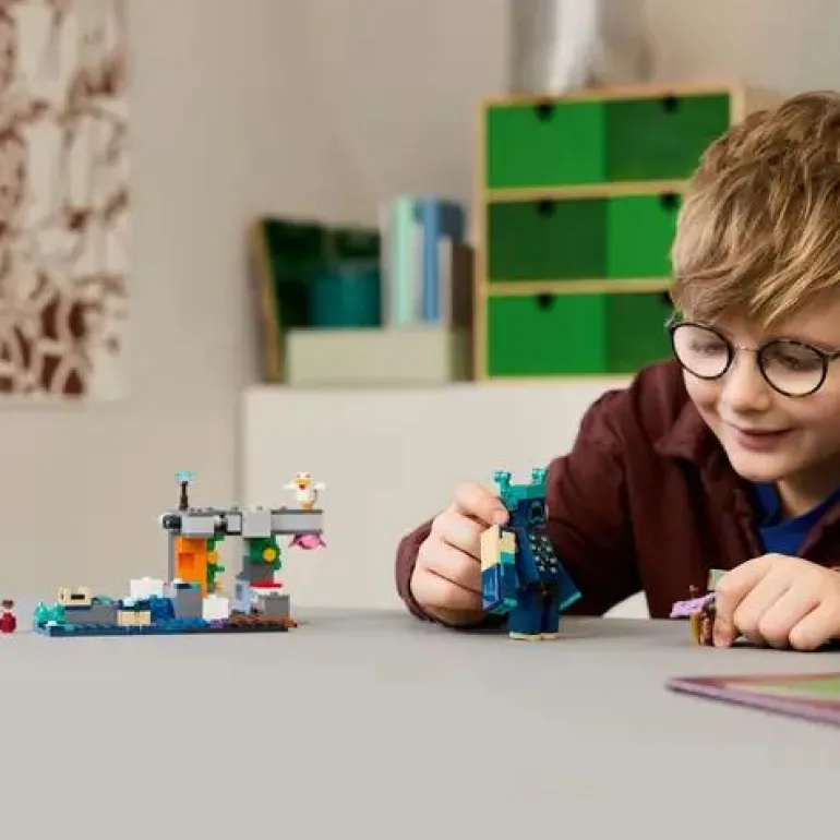 LEGO® Minecraft™ Begegnung Mit Dem Wächter 21274