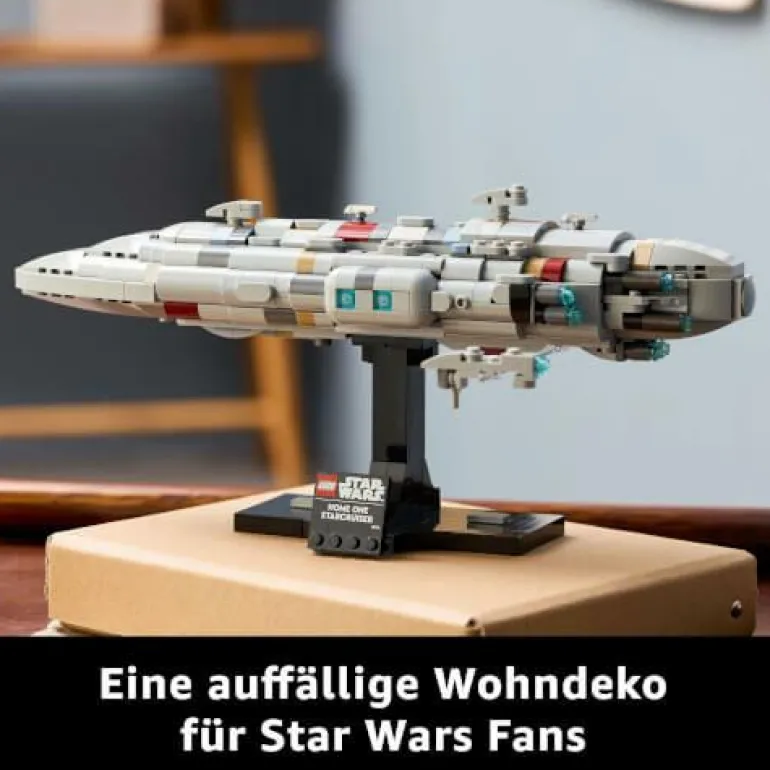 LEGO® Star Wars™ Home One Starcruiser 75405