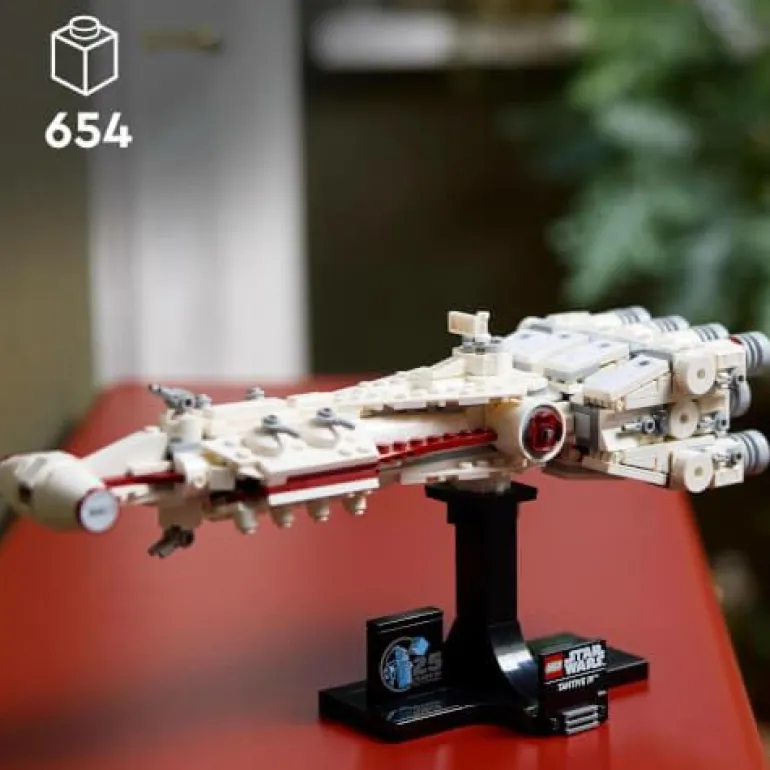 LEGO® Star Wars™ Tantive IV™ 75376