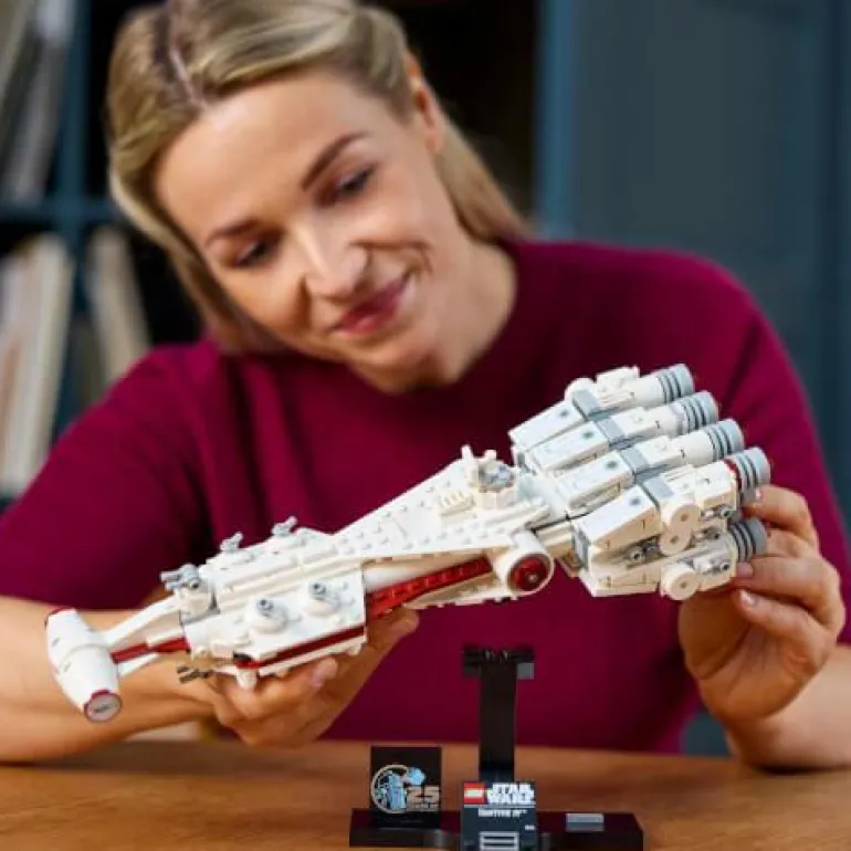 LEGO® Star Wars™ Tantive IV™ 75376