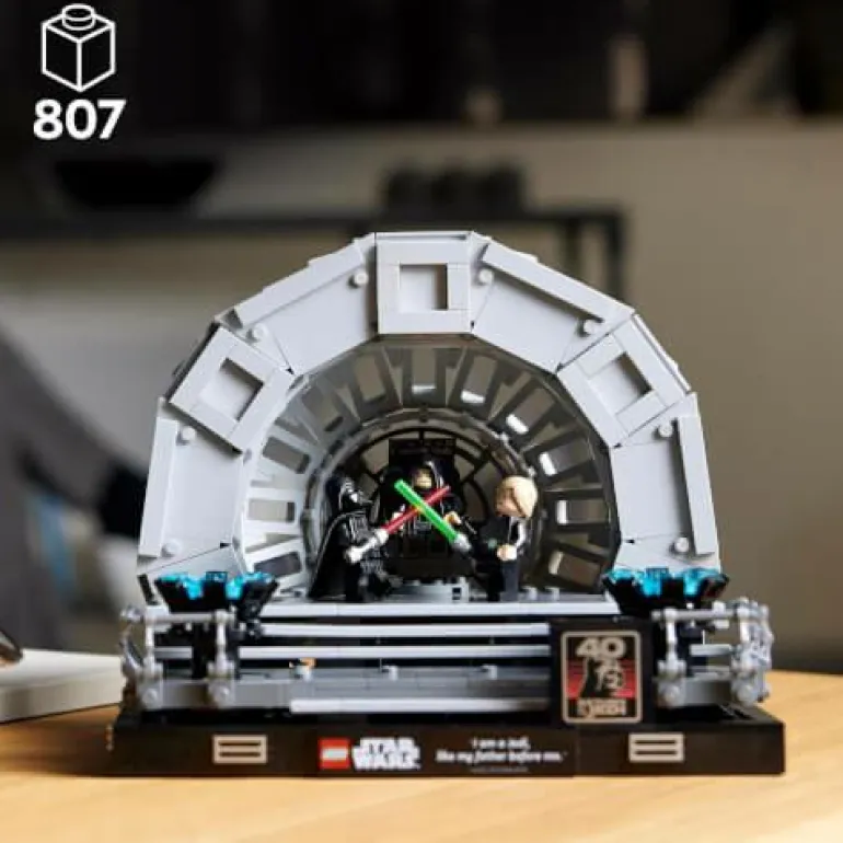 LEGO® Star Wars™ Thronsaal des Imperators™ Diorama