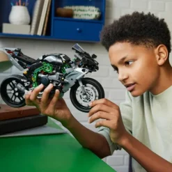 LEGO® Technic Kawasaki Ninja H2R Motorrad 42170