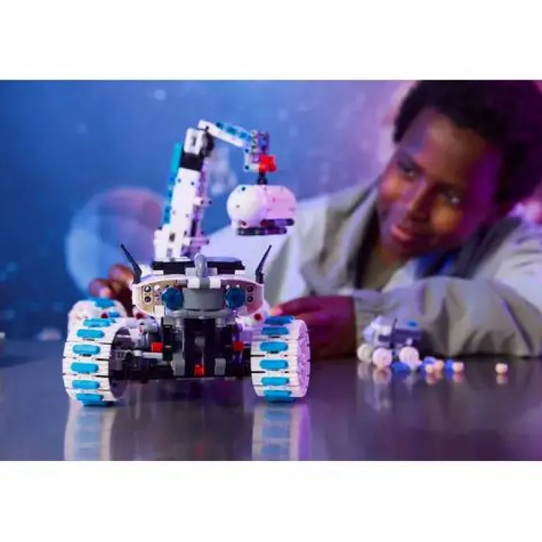 LEGO® Technic Lunar Outpost® Mondrover-Raumfahrzeu