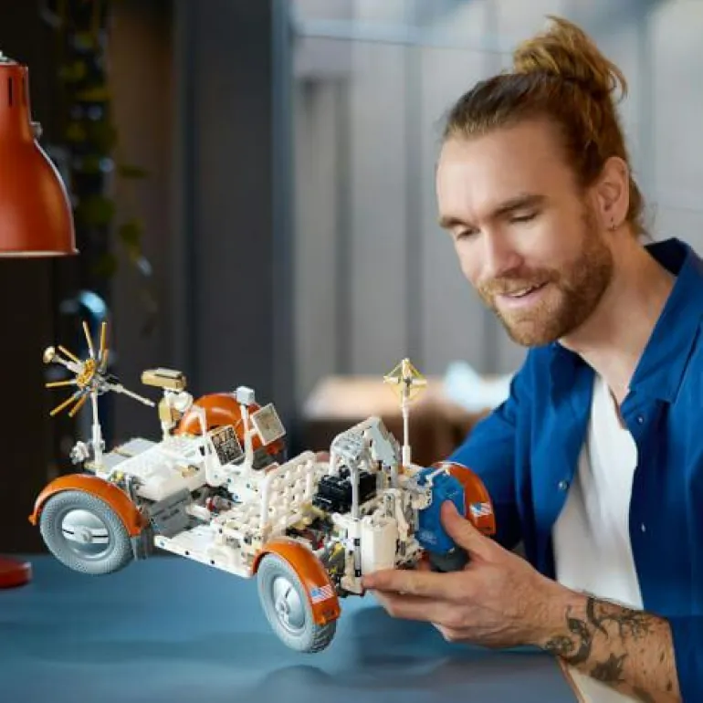 LEGO® Technic NASA Apollo Lunar Roving Vehicle (LR