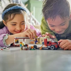 LEGO® City Abenteuer-Wohnmobil 60454