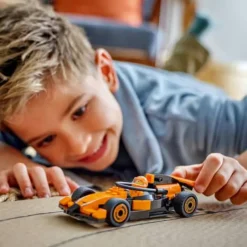 LEGO® City F1® Rennfahrer mit McLaren Rennauto 604
