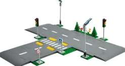 LEGO® City Straßenkreuzung mit Ampeln 60304