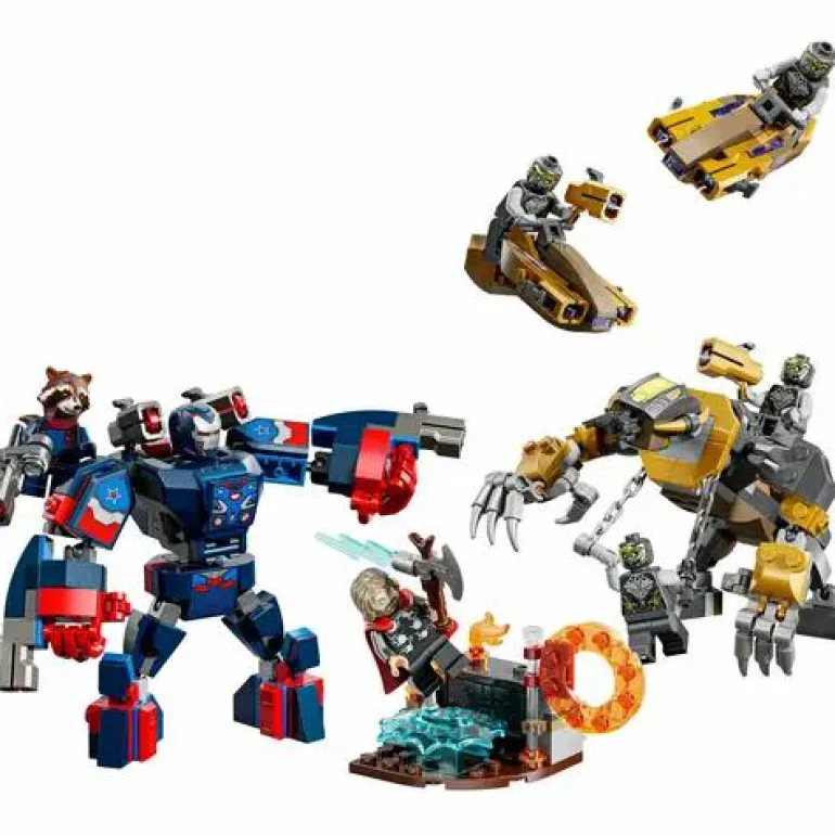 LEGO® Marvel™ Avengers: Endgame Thor vs. Chitauri