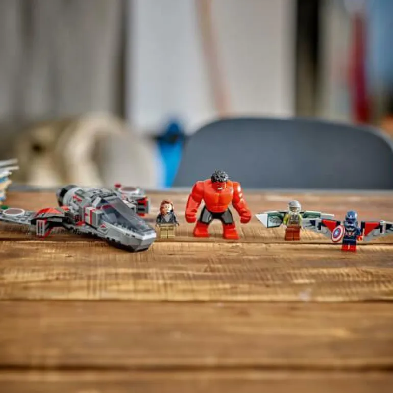 LEGO® Marvel™ Showdown zwischen Captain America un