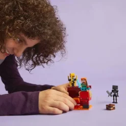 LEGO® Minecraft™ Das Lava-Duell im Nether 21266