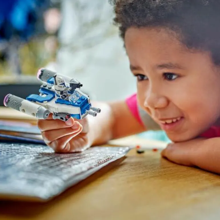 LEGO® Star Wars™ Captain Rex™ Y-Wing™ Microfighter