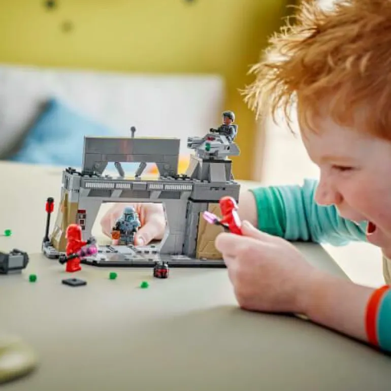 LEGO® Star Wars™ Duell zwischen Paz Vizsla™ und Mo