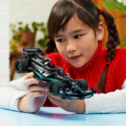 LEGO® Technic Mercedes-AMG F1 W14 E Peformance Pul