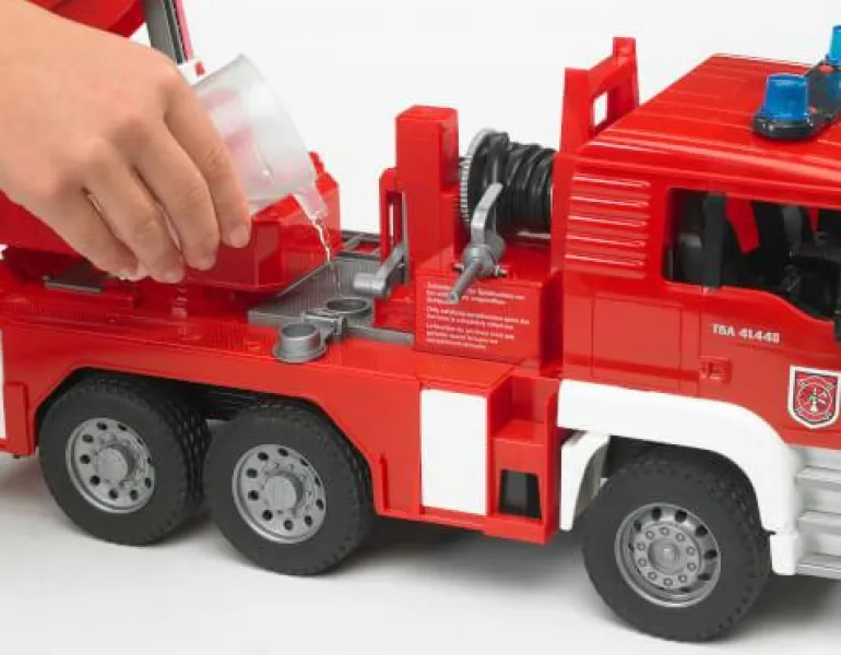 Man Feuerwehr Drehleiter