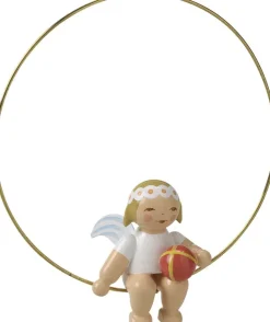 Margeritenengel mit Ball, Im Ring