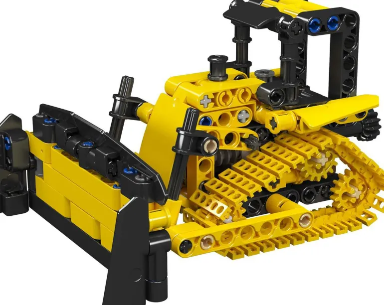 Mould King® 24020 Crawler Bulldozer