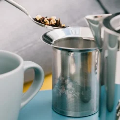 Teekanne mit Teesieb 1,4L